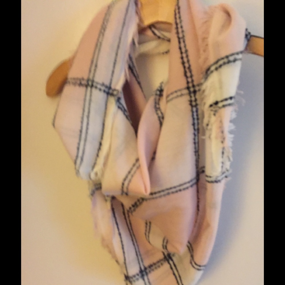 Square scarf
